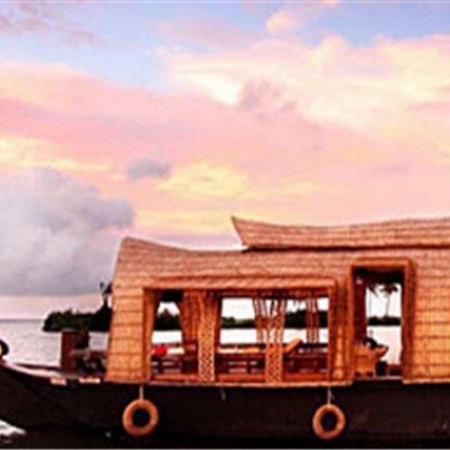 Marvel Cruise Hotel Alappuzha Kültér fotó